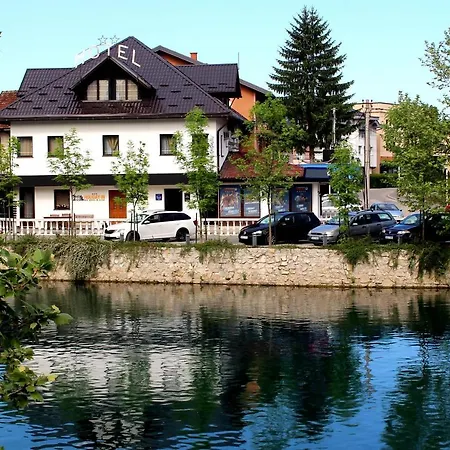 In Gostinjska kuća Bihac